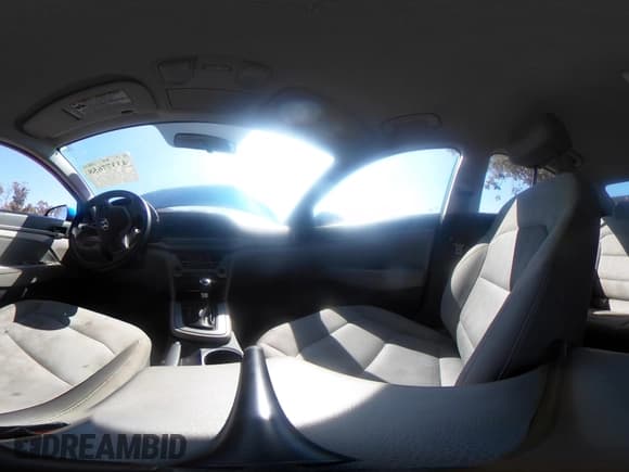 ✅ 2017 Hyundai Elantra Limited • VIN: 5NPD84LF0HH186218 • Lot: 43377658. Listed on IAAI with 103,657 mi. Free auction sales archive from the USA and detailed vehicle history report at DreamBid. Image 18.