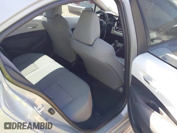 ✅ 2022 Toyota Corolla SE • VIN: 5YFS4MCE0NP124536 • Lot: 42524964. Wystawiony na IAAI z przebiegiem 48 352 mil. Bezpłatny archiwum sprzedaży aukcyjnych z USA i szczegółowy raport historii pojazdu na DreamBid. Zdjęcie 8.