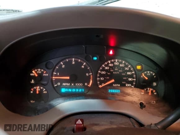 ✅ 2003 Chevrolet S-10 LS • VIN: 1GCDT19X938214036 • Лот: 84803234. Опубликован ранее на Copart с пробегом 208 889 миль. Бесплатный доступ к архиву аукционных продаж из США и подробный отчёт об истории автомобиля на DreamBid. Изображение 9.