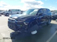 ✅ 2024 Toyota Highlander XLE • VIN: 5TDAAAB50RS012465 • Lot: 43660174. Listed on IAAI with 15,848 mi. Free auction sales archive from the USA and detailed vehicle history report at DreamBid. Image 2.