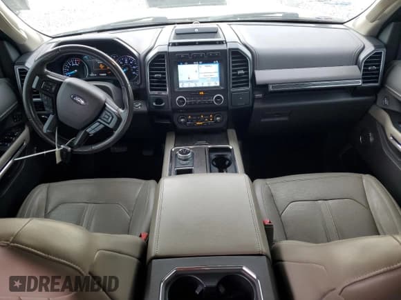 ✅ 2018 Ford Expedition Limited • VIN: 1FMJU1KT6JEA39018 • Lot: 89924285. Listed on Copart with 154,047 mi. Free auction sales archive from the USA and detailed vehicle history report at DreamBid. Image 8.