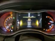 ✅ 2018 Dodge Durango SXT • VIN: 1C4RDHAG2JC413978 • Lot: 90748435. Wystawiony na Copart z przebiegiem 114 336 mil. Bezpłatny archiwum sprzedaży aukcyjnych z USA i szczegółowy raport historii pojazdu na DreamBid. Zdjęcie 9.