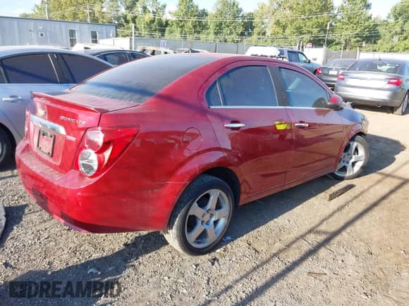 2013 Chevrolet Sonic LTZ с VIN 1G1JE5SB6D4224964, выставлен на аукционе IAAI как лот 43118732 с пробегом 130 961 миль миль и . История ставок и продаж доступна на DreamBid. Изображение 4.