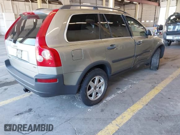 ✅ 2006 Volvo XC90 2.5L Turbo • VIN: YV4CZ592X61290350 • Lot: 42859882. Listed on IAAI with 222,505 mi. Free auction sales archive from the USA and detailed vehicle history report at DreamBid. Image 4.