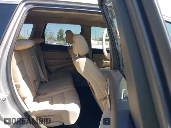 ✅ 2019 Jeep Grand Cherokee Upland • VIN: 1C4RJFAG8KC773206 • Lot: 42059861. Listed on IAAI with 81,439 mi. Free auction sales archive from the USA and detailed vehicle history report at DreamBid. Image 8.