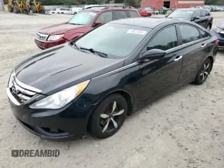 ✅ 2013 Hyundai Sonata SE • VIN: 5NPEC4AB2DH560373 • Lot: 74037344. Listed on Copart with 180,111 mi. Free auction sales archive from the USA and detailed vehicle history report at DreamBid. Image 1.