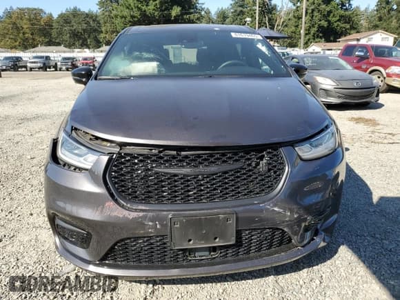 ✅ 2023 Chrysler Pacifica Hybrid Limited • VIN: 2C4RC1S70PR562866 • Lot: 81619465. Wystawiony na Copart z przebiegiem 90 635 mil. Bezpłatny archiwum sprzedaży aukcyjnych z USA i szczegółowy raport historii pojazdu na DreamBid. Zdjęcie 5.