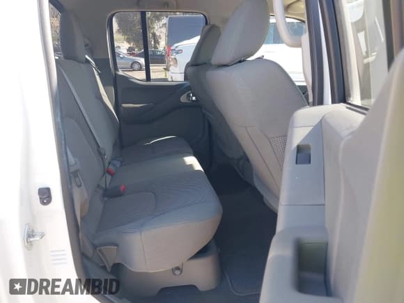✅ 2021 Nissan Frontier SV • VIN: 1N6ED0EA2MN704430 • Lot: 42878020. Listed on IAAI with 67,962 mi. Free auction sales archive from the USA and detailed vehicle history report at DreamBid. Image 8.