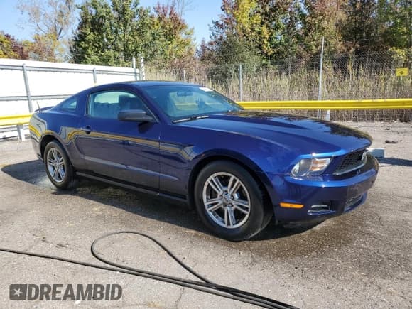 ✅ 2011 Ford Mustang V6 • VIN: 1ZVBP8AM6B5149634 • Lot: 86616215. Listed on Copart with 121,649 mi. Free auction sales archive from the USA and detailed vehicle history report at DreamBid. Image 4.