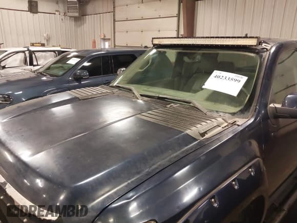 ✅ 2012 Chevrolet Silverado 2500HD LTZ • VIN: 1GC2KYCG5CZ204965 • Lot: 40233599. Listed on IAAI with 133,884 mi. Free auction sales archive from the USA and detailed vehicle history report at DreamBid. Image 6.