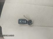 ✅ 2007 Kia Rondo EX • VIN: KNAFG526077116012 • Lot: 43106317. Wystawiony na IAAI z przebiegiem 61 104 mil. Bezpłatny archiwum sprzedaży aukcyjnych z USA i szczegółowy raport historii pojazdu na DreamBid. Zdjęcie 11.