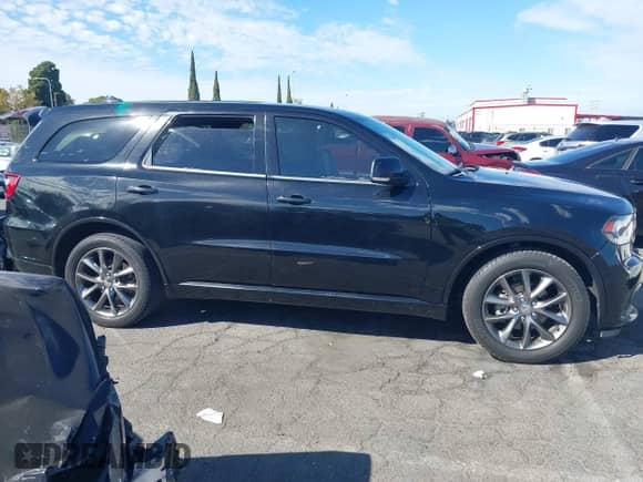 2017 Dodge Durango GT with VIN 1C4RDHDG1HC703120, listed as a IAAI auction lot 43353753 with 190,332 mi miles and . Bid and sale history available at DreamBid. Image 14.