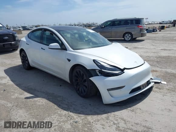 ✅ 2021 Tesla Model 3 Performance • VIN: 5YJ3E1EC8MF044388 • Lot: 41821892. Wystawiony na IAAI z przebiegiem Nie podano. Bezpłatny archiwum sprzedaży aukcyjnych z USA i szczegółowy raport historii pojazdu na DreamBid. Zdjęcie 1.