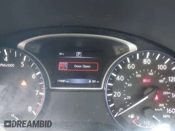 ✅ 2017 Nissan Altima SL • VIN: 1N4BL3AP1HC179324 • Lot: 41443837. Listed on IAAI with 119,081 mi. Free auction sales archive from the USA and detailed vehicle history report at DreamBid. Image 16.