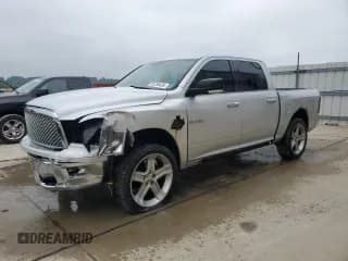 ✅ 2009 Dodge 1500 SLT • VIN: 1D3HV13T39S726069 • Lot: 59736435. Wystawiony na Copart z przebiegiem 198 486 mil. Bezpłatny archiwum sprzedaży aukcyjnych z USA i szczegółowy raport historii pojazdu na DreamBid. Zdjęcie 1.