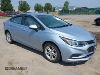 2017 Chevrolet Cruze LS с VIN 1G1BB5SMXH7152198, выставлен на аукционе IAAI как лот 42791375 с пробегом 47 666 миль миль и . История ставок и продаж доступна на DreamBid. Изображение 1.