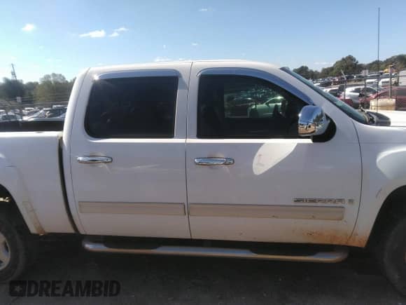 ✅ 2007 GMC Sierra 1500 SLE1 • VIN: 2GTEK13M871685903 • Lot: 43355977. Listed on IAAI with 390,839 mi. Free auction sales archive from the USA and detailed vehicle history report at DreamBid. Image 12.
