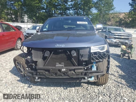 ✅ 2019 Jeep Grand Cherokee Overland • VIN: 1C4RJFCG7KC739724 • Lot: 66186435. Listed on Copart with 61,536 mi. Free auction sales archive from the USA and detailed vehicle history report at DreamBid. Image 5.