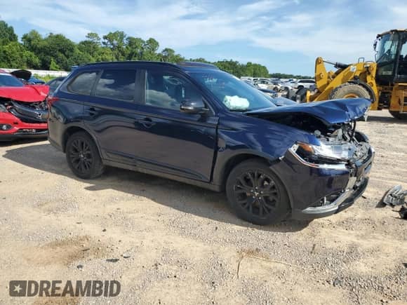 2018 Mitsubishi Outlander SE with VIN JA4AD3A38JZ054124, listed as a Copart auction lot 63778445 with 106,643 mi miles and Salvage title. Bid and sale history available at DreamBid. Image 4.