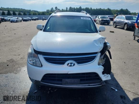 ✅ 2012 Hyundai Veracruz Limited • VIN: KM8NU4CC8CU194115 • Lot: 68749125. Listed on Copart with 151,529 mi. Free auction sales archive from the USA and detailed vehicle history report at DreamBid. Image 5.