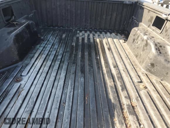 ✅ 2008 Toyota Tacoma • VIN: 5TEPX42N78Z563763 • Lot: 81248025. Wystawiony na Copart z przebiegiem 203 991 mil. Bezpłatny archiwum sprzedaży aukcyjnych z USA i szczegółowy raport historii pojazdu na DreamBid. Zdjęcie 10.