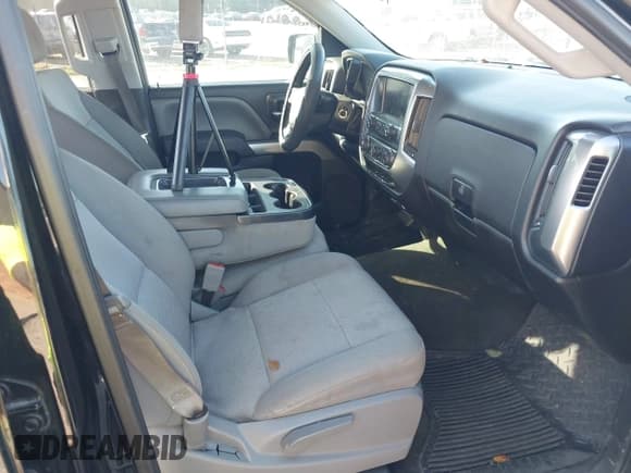 ✅ 2016 Chevrolet Silverado 1500 LT • VIN: 3GCUKREC8GG236887 • Лот: 43392672. Опубликован ранее на IAAI с пробегом 145 857 миль. Бесплатный доступ к архиву аукционных продаж из США и подробный отчёт об истории автомобиля на DreamBid. Изображение 5.