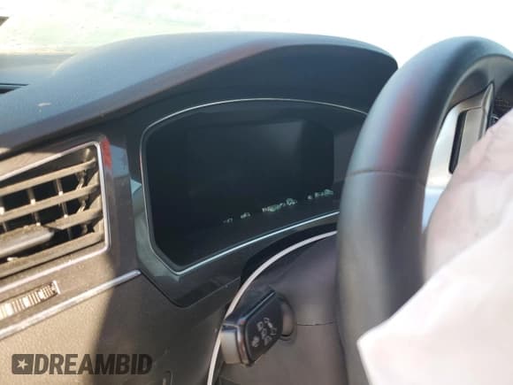 ✅ 2023 Volkswagen Tiguan SE • VIN: 3VVMB7AX3PM007923 • Lot: 87027205. Wystawiony na Copart z przebiegiem Nie podano. Bezpłatny archiwum sprzedaży aukcyjnych z USA i szczegółowy raport historii pojazdu na DreamBid. Zdjęcie 9.