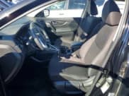 ✅ 2019 Nissan Rogue S • VIN: JN1BJ1CR4KW332077 • Lot: 84256155. Wystawiony na Copart z przebiegiem 68 888 mil. Bezpłatny archiwum sprzedaży aukcyjnych z USA i szczegółowy raport historii pojazdu na DreamBid. Zdjęcie 7.