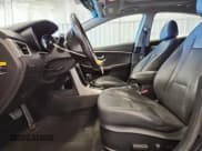 ✅ 2013 Hyundai Elantra • VIN: KMHD35LE5DU044468 • Лот: 90519585. Опубликован ранее на Copart с пробегом 132 353 миль. Бесплатный доступ к архиву аукционных продаж из США и подробный отчёт об истории автомобиля на DreamBid. Изображение 7.