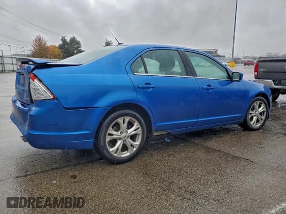 ✅ 2012 Ford Fusion SE • VIN: 3FAHP0HG3CR244638 • Lot: 94265755. Listed on Copart with 229,565 mi. Free auction sales archive from the USA and detailed vehicle history report at DreamBid. Image 3.