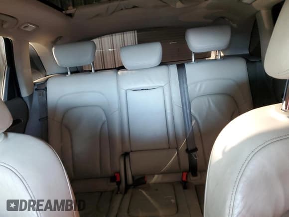 ✅ 2010 Audi Q5 Premium Plus • VIN: WA1LKAFP5AA019098 • Лот: 49642785. Опубликован ранее на Copart с пробегом 151 596 миль. Бесплатный доступ к архиву аукционных продаж из США и подробный отчёт об истории автомобиля на DreamBid. Изображение 10.