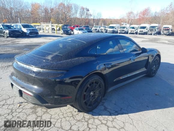 ✅ 2021 Porsche Taycan 4S • VIN: WP0AB2Y14MSA43521 • Lot: 43603165. Wystawiony na IAAI z przebiegiem 32 935 mil. Bezpłatny archiwum sprzedaży aukcyjnych z USA i szczegółowy raport historii pojazdu na DreamBid. Zdjęcie 4.