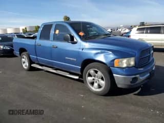 ✅ 2005 Dodge 1500 SLT • VIN: 1D7HA18NX5S174049 • Lot: 90886935. Wystawiony na Copart z przebiegiem 147 829 mil. Bezpłatny archiwum sprzedaży aukcyjnych z USA i szczegółowy raport historii pojazdu na DreamBid. Zdjęcie 4.