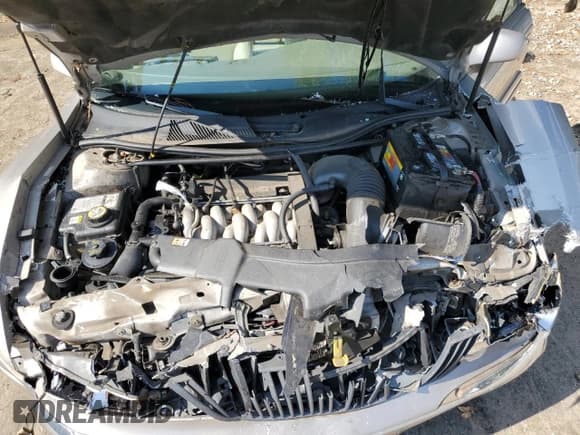 ✅ 2002 Lincoln Continental • VIN: 1LNHM97V12Y678589 • Лот: 80793175. Опубликован ранее на Copart с пробегом 163 834 миль. Бесплатный доступ к архиву аукционных продаж из США и подробный отчёт об истории автомобиля на DreamBid. Изображение 11.