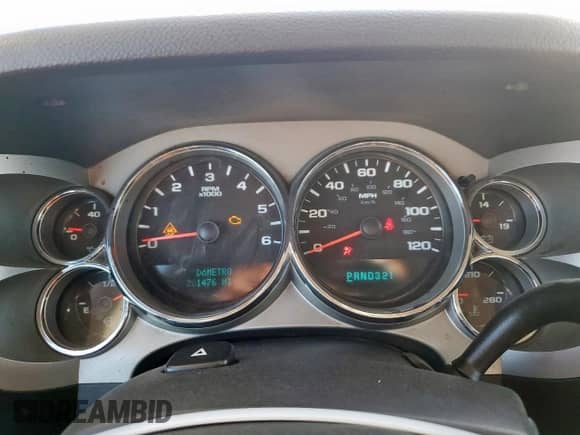 2008 Chevrolet Silverado 1500 1LT z VIN 3GCEC13JX8G266723, wystawiony jako Copart lot #90753765 z przebiegiem 201 476 mil mil oraz Czysty tytuł • Clean title. Historia ofert i sprzedaży dostępna na DreamBid. Obrazek 9.