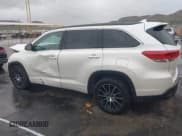 ✅ 2018 Toyota Highlander XLE • VIN: 5TDKZRFHXJS535612 • Лот: 43752834. Опубликован ранее на IAAI с пробегом 111 229 миль. Бесплатный доступ к архиву аукционных продаж из США и подробный отчёт об истории автомобиля на DreamBid. Изображение 15.