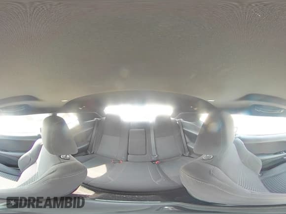 ✅ 2017 Dodge Challenger SXT • VIN: 2C3CDZAGXHH601347 • Lot: 53632354. Wystawiony na Copart z przebiegiem 43 199 mil. Bezpłatny archiwum sprzedaży aukcyjnych z USA i szczegółowy raport historii pojazdu na DreamBid. Zdjęcie 13.