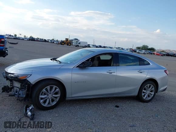 2020 Chevrolet Malibu LT with VIN 1G1ZD5ST9LF054228, listed as a IAAI auction lot 43028322 with 85,998 mi miles and . Bid and sale history available at DreamBid. Image 14.