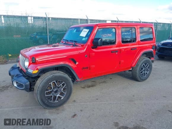 ✅ 2025 Jeep Wrangler Sahara • VIN: 1C4PJXEN5SW568740 • Lot: 43606846. Wystawiony na IAAI z przebiegiem 11 039 mil. Bezpłatny archiwum sprzedaży aukcyjnych z USA i szczegółowy raport historii pojazdu na DreamBid. Zdjęcie 2.