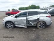 ✅ 2017 Nissan Murano Platinum • VIN: 5N1AZ2MG8HN127828 • Лот: 42676360. Опубликован ранее на IAAI с пробегом 105 638 миль. Бесплатный доступ к архиву аукционных продаж из США и подробный отчёт об истории автомобиля на DreamBid. Изображение 14.