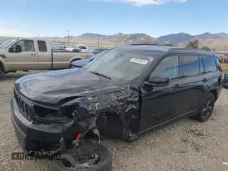 ✅ 2023 Jeep Grand Cherokee Limited • VIN: 1C4RJKBGXP8100516 • Lot: 69845025. Listed on Copart with 28,836 mi. Free auction sales archive from the USA and detailed vehicle history report at DreamBid. Image 1.