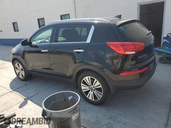 ✅ 2014 Kia Sportage EX • VIN: KNDPCCAC6E7599713 • Лот: 71826045. Опубликован ранее на Copart с пробегом 143 940 миль. Бесплатный доступ к архиву аукционных продаж из США и подробный отчёт об истории автомобиля на DreamBid. Изображение 2.