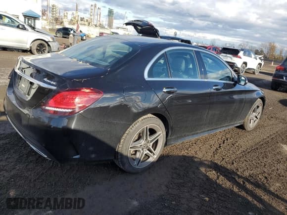 ✅ 2020 Mercedes-Benz C 300 • VIN: WDDWF8EB5LR528835 • Lot: 89690305. Wystawiony na Copart z przebiegiem 37 803 mil. Bezpłatny archiwum sprzedaży aukcyjnych z USA i szczegółowy raport historii pojazdu na DreamBid. Zdjęcie 3.