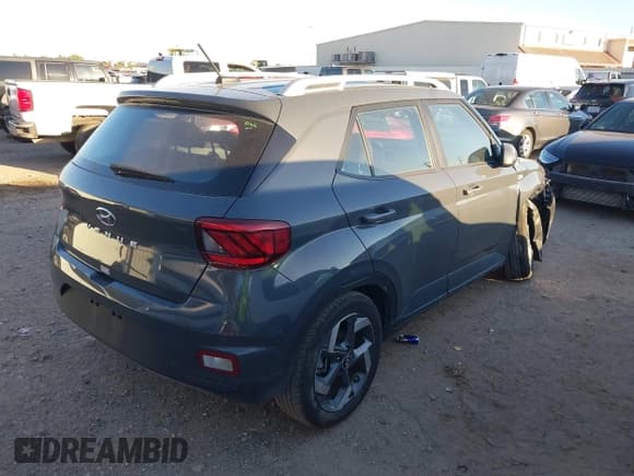 ✅ 2025 Hyundai Venue SEL • VIN: KMHRC8A34SU367299 • Lot: 43648814. Listed on IAAI with 19,689 mi. Free auction sales archive from the USA and detailed vehicle history report at DreamBid. Image 4.