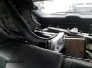 ✅ 2015 Hyundai Santa Fe • VIN: 5XYZW4LA1FG260783 • Лот: 72802182. Опубликован ранее на Copart с пробегом 92 894 миль. Бесплатный доступ к архиву аукционных продаж из США и подробный отчёт об истории автомобиля на DreamBid. Изображение 13.