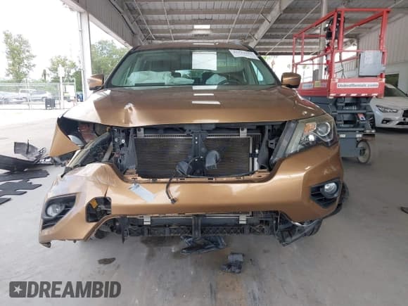 ✅ 2017 Nissan Pathfinder SV • VIN: 5N1DR2MNXHC602466 • Лот: 43133164. Опубликован ранее на IAAI с пробегом 133 934 миль. Бесплатный доступ к архиву аукционных продаж из США и подробный отчёт об истории автомобиля на DreamBid. Изображение 13.