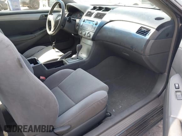 ✅ 2008 Toyota Solara SE • VIN: 4T1CE30P48U762843 • Lot: 43139595. Wystawiony na IAAI z przebiegiem 192 847 mil. Bezpłatny archiwum sprzedaży aukcyjnych z USA i szczegółowy raport historii pojazdu na DreamBid. Zdjęcie 5.