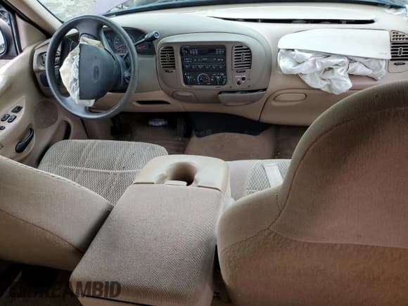 ✅ 1997 Ford F-250 • VIN: 1FTFX27L1VKB67836 • Lot: 69785414. Listed on Copart with 177,915 mi. Free auction sales archive from the USA and detailed vehicle history report at DreamBid. Image 8.