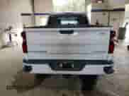 2019 Chevrolet Silverado 1500 Custom z VIN 1GCRYBEH0KZ276669, wystawiony jako Copart lot #81836715 z przebiegiem 169 156 mil mil oraz Szkoda całkowita • Salvage title. Historia ofert i sprzedaży dostępna na DreamBid. Obrazek 6.