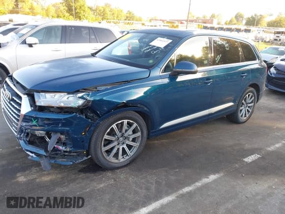 ✅ 2019 Audi Q7 Prestige • VIN: WA1VAAF75KD000126 • Lot: 43501977. Listed on IAAI with 51,977 mi. Free auction sales archive from the USA and detailed vehicle history report at DreamBid. Image 2.